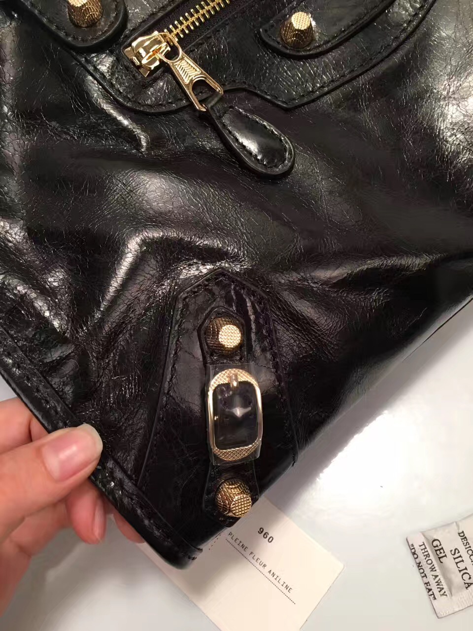 balenciaga city large black handbags