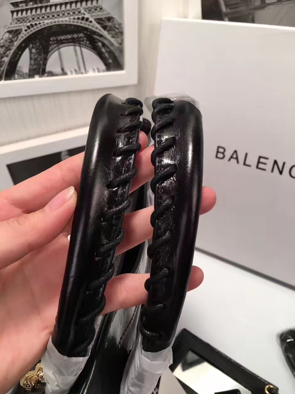 balenciaga city large black handbags