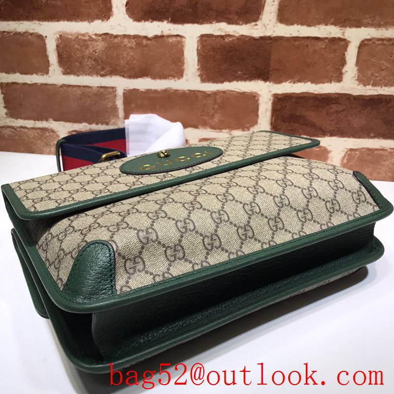 Gucci men green GG Supreme Medium Messenger Bag