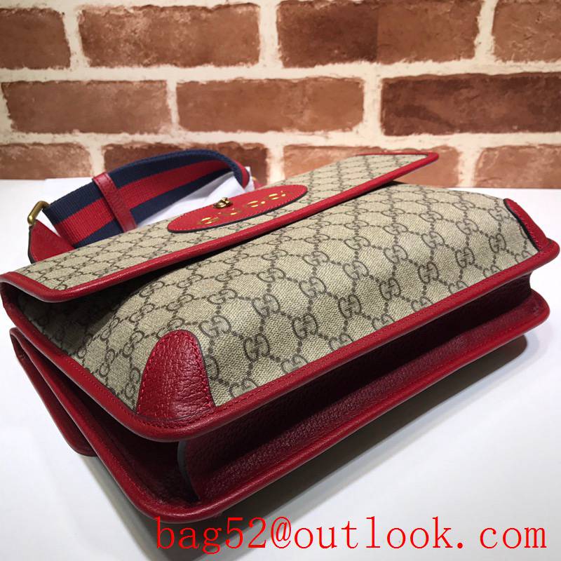 Gucci men red GG Supreme Medium Messenger Bag