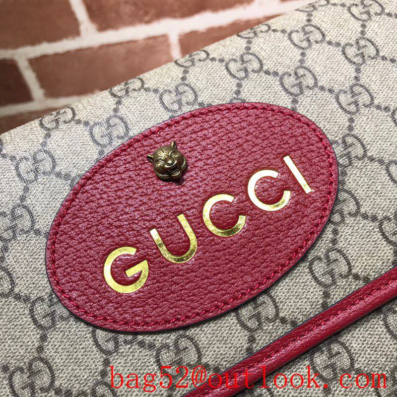 Gucci men red GG Supreme Medium Messenger Bag