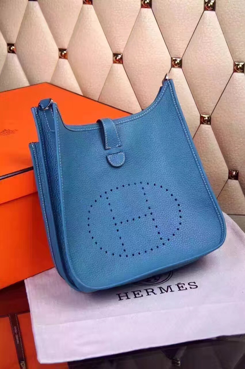 Hermes 28cm Evelyne blue top leather shoulder handbags