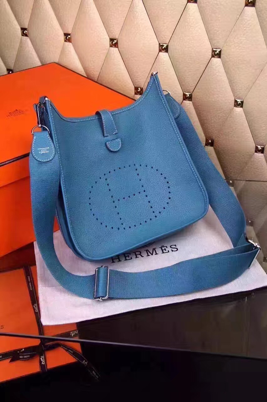 Hermes 28cm Evelyne blue top leather shoulder handbags