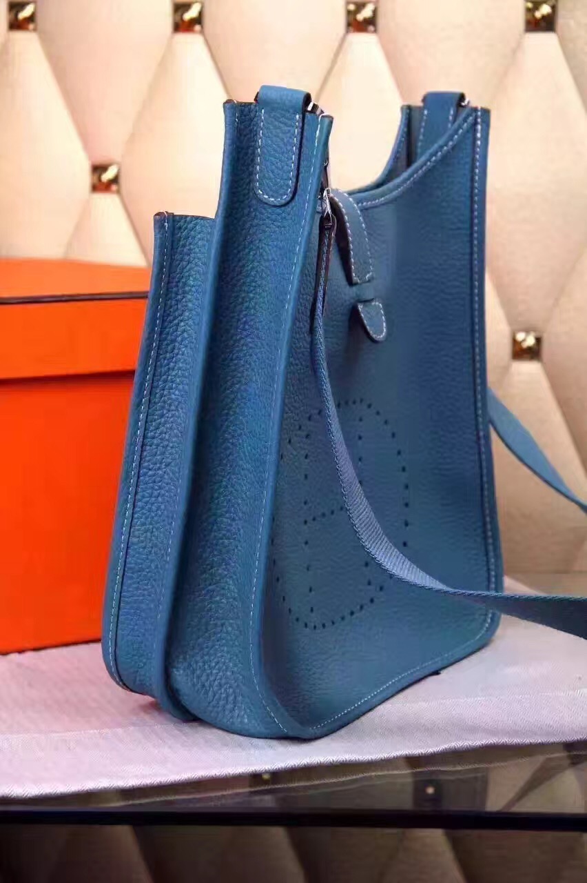 Hermes 28cm Evelyne blue top leather shoulder handbags