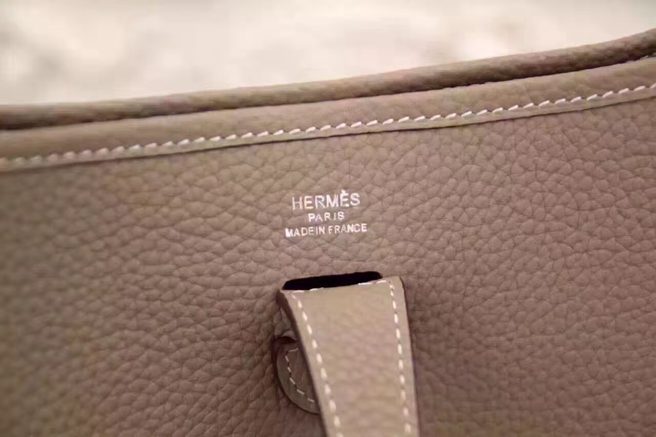 Hermes 28cm Evelyne gray top leather shoulder handbags