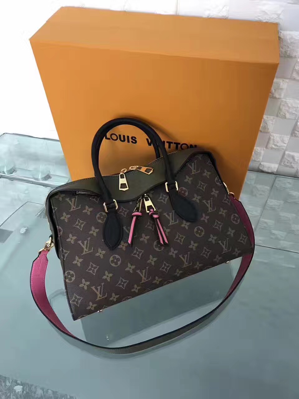 louis vuitton with black handles