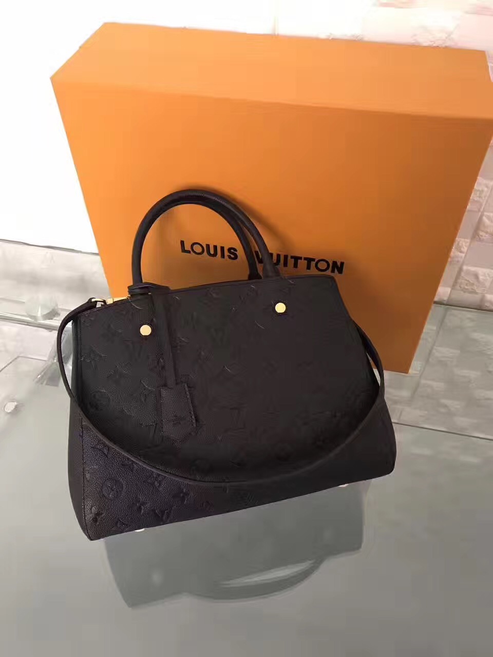 LV Louis Vuitton shoulder monogram Montaigne black handbags