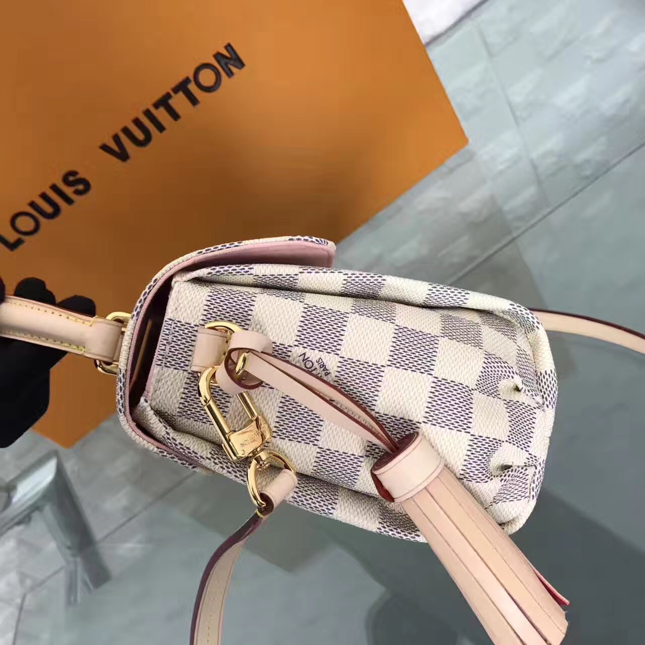LV Louis Vuitton shoulder damier small handbags [LV365] - $302.00 : Luxury Shop
