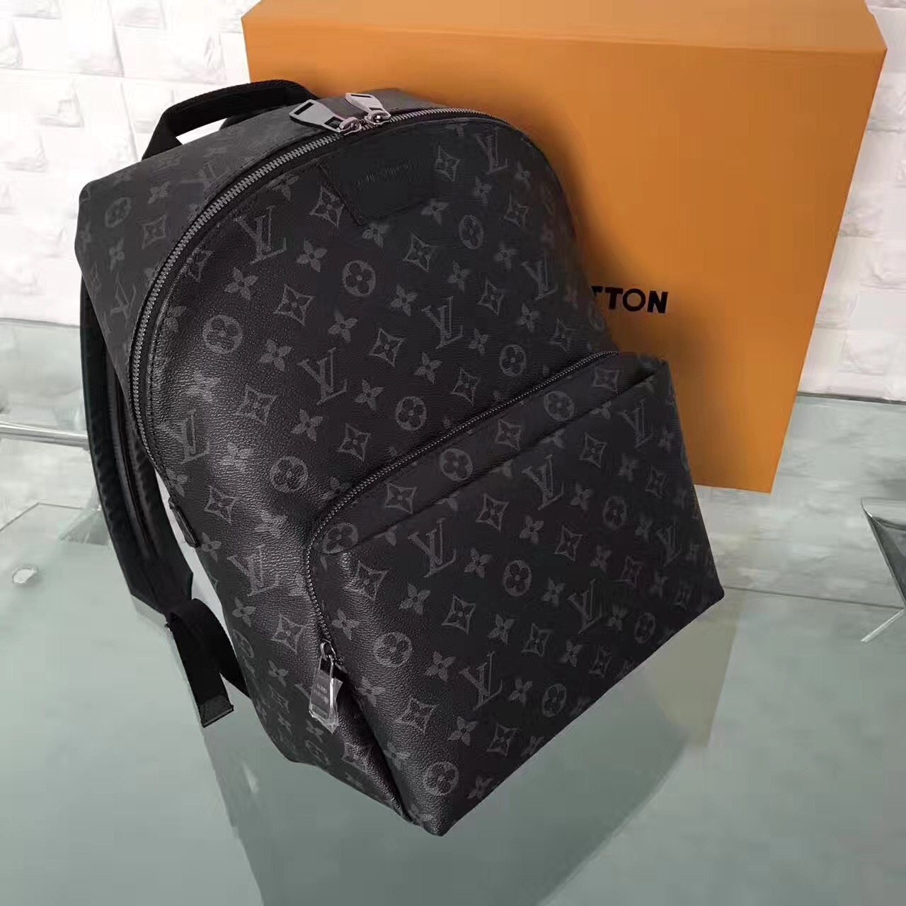 LV Louis Vuitton backpack large monogram handbags