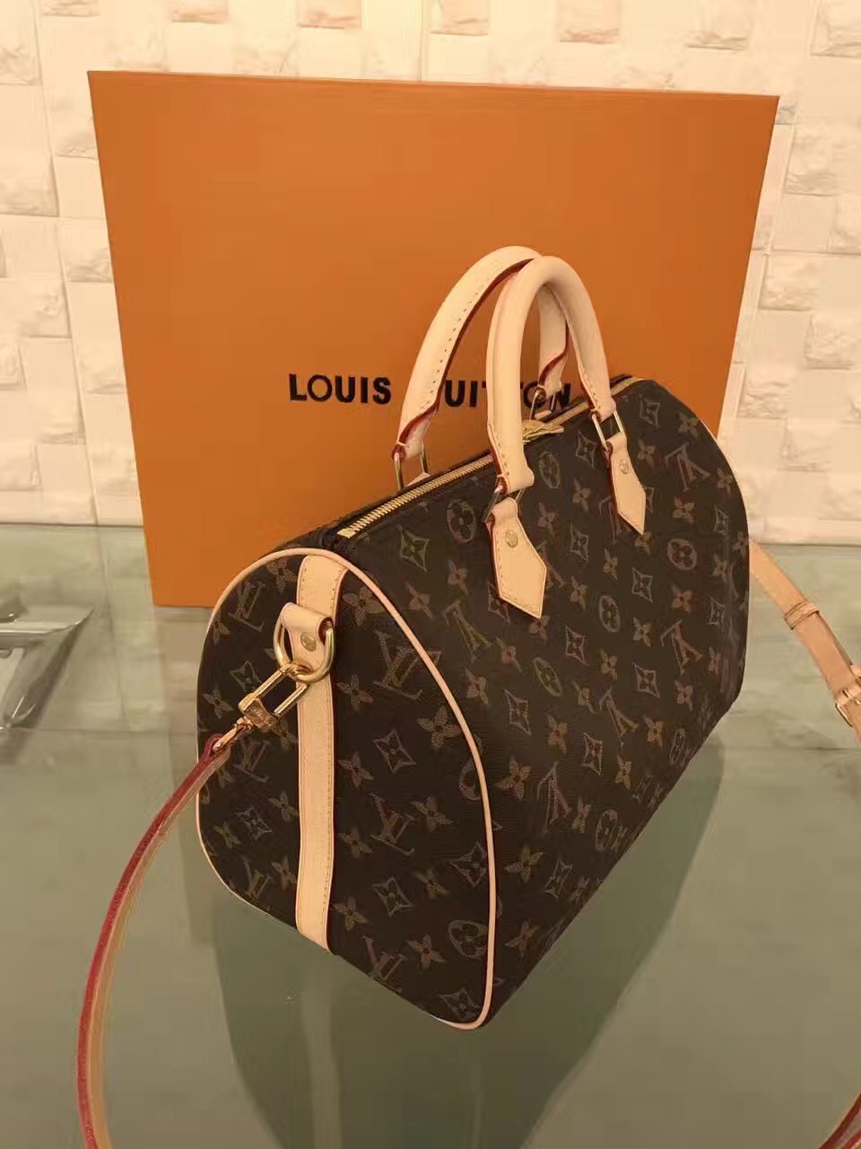 LV Louis Vuitton 30cm speedy monogram shoulder handbags