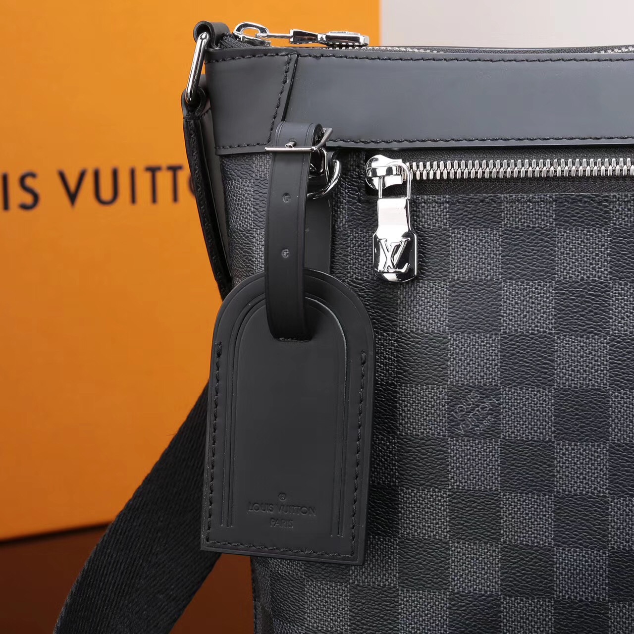 Men LV Louis Vuitton Mick Shoulder Damier bags N40003 Graphite Handbags