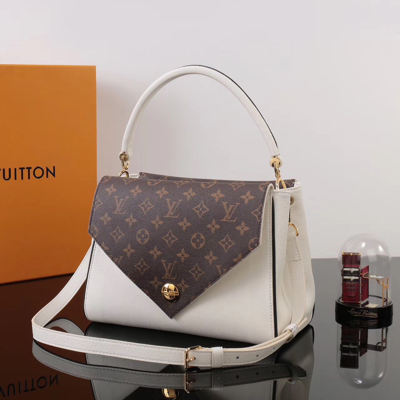LV Louis Vuitton Monogram Double V Handbags Shoulder M54438 Leather bags White