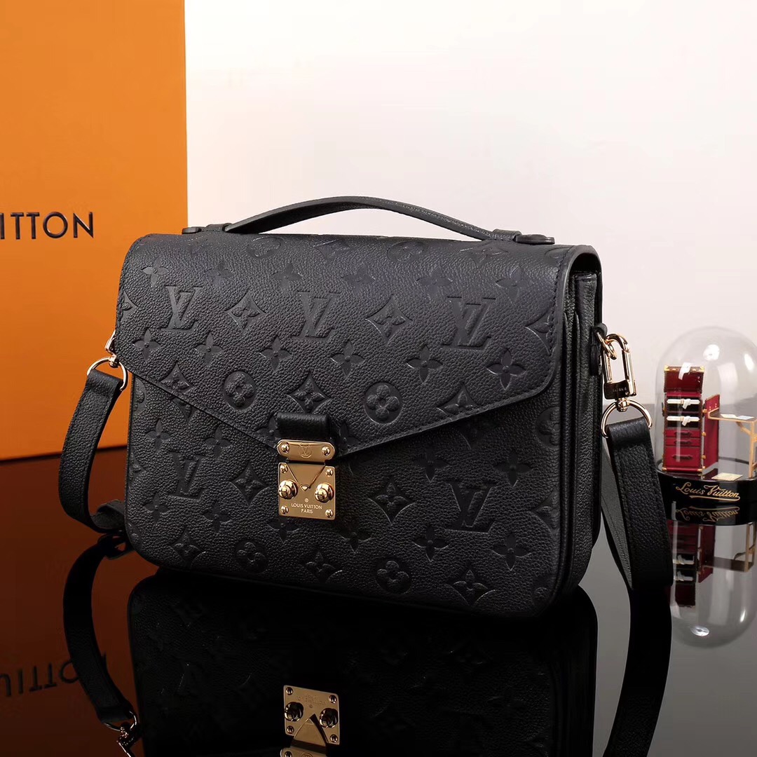Shop Louis Vuitton Pochette metis (M44881, M44071, M41487) by