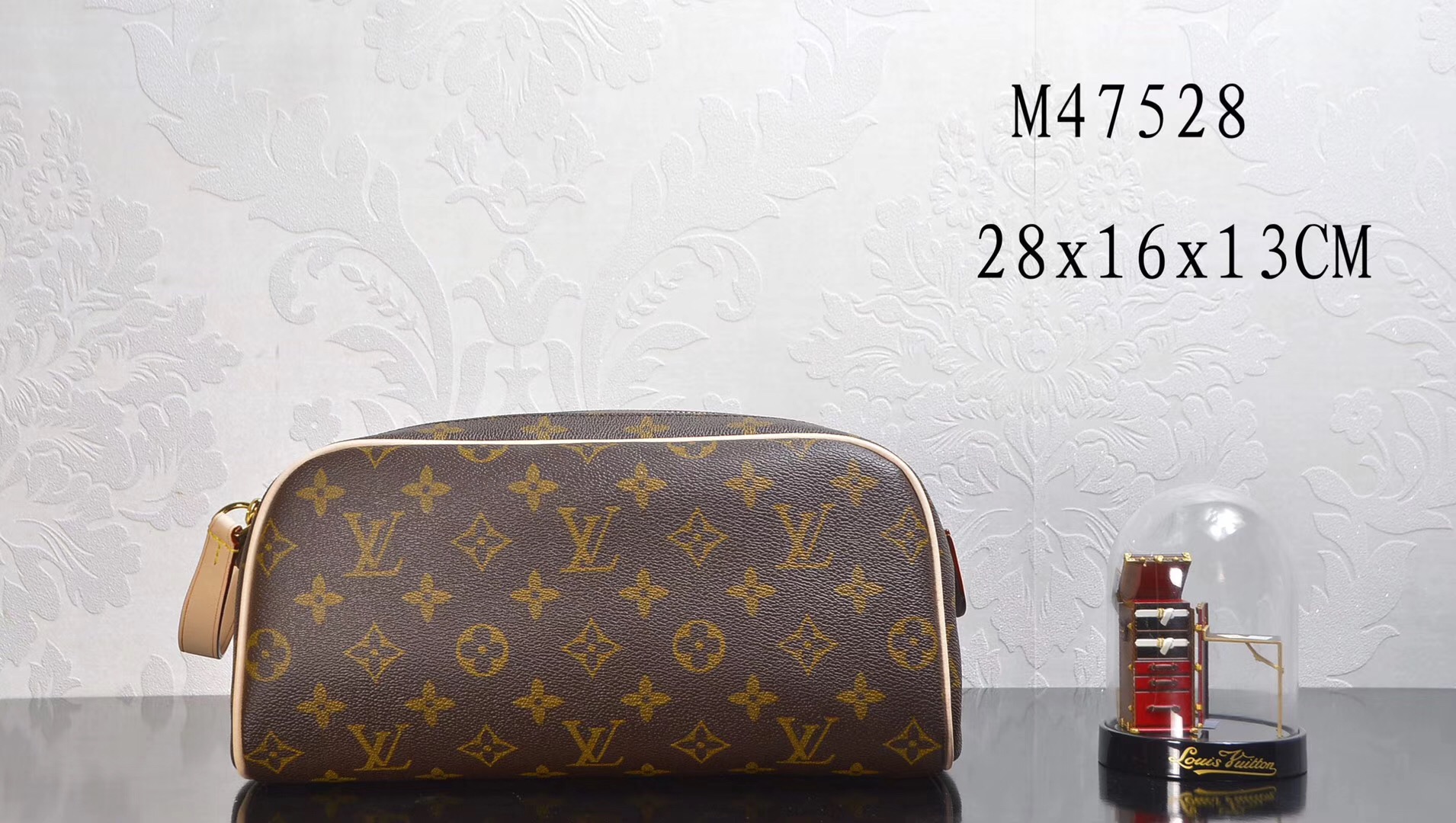 LV Louis Vuitton M47528 Monogram King bags Size Toiletry Handbags Brown
