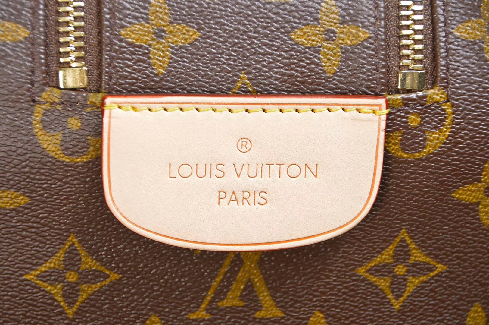 LV Louis Vuitton M47528 Monogram King bags Size Toiletry Handbags Brown