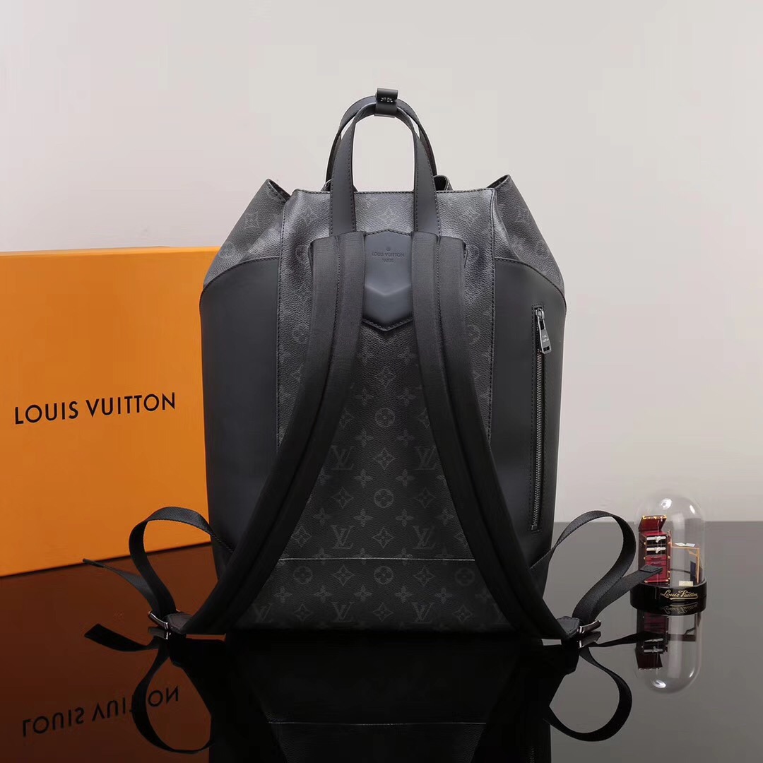 Men LV Louis Vuitton M40527 Explorer Monogram Backpack bags Handbags Gray