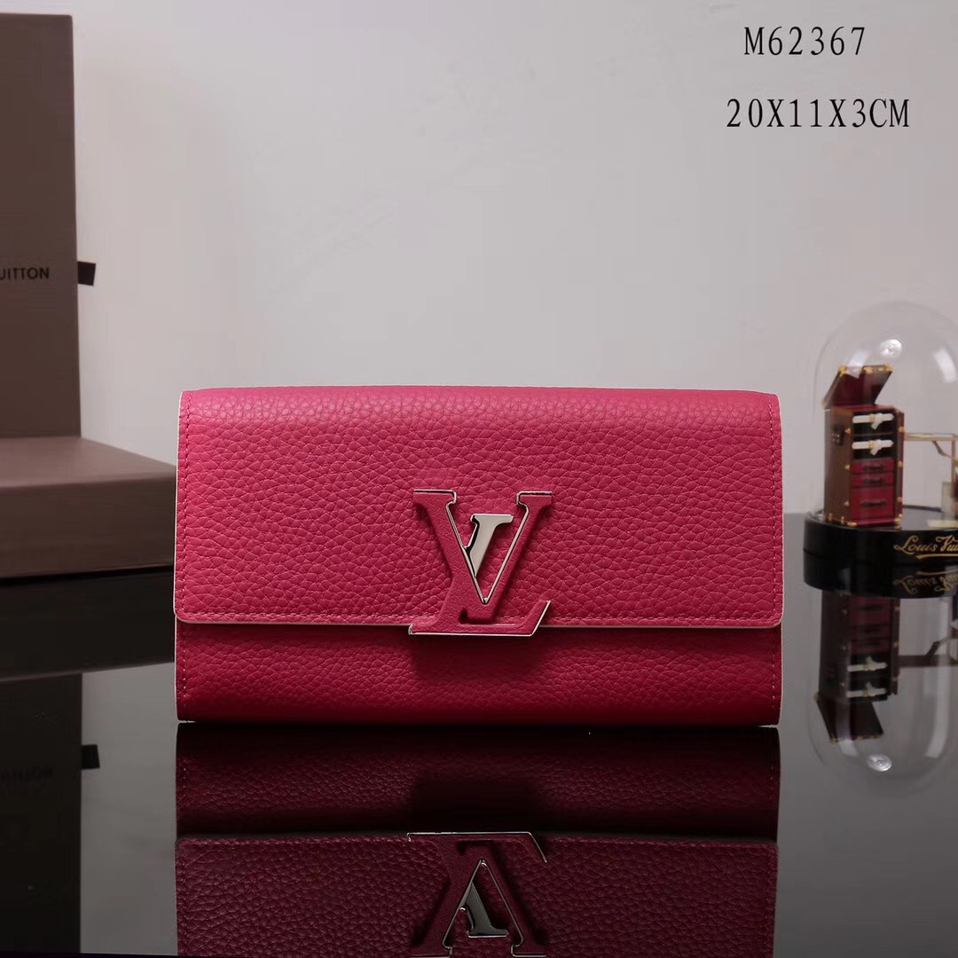 LV Louis Vuitton M62367 Capucines Wallet Leather Clutch bags Handbags Red