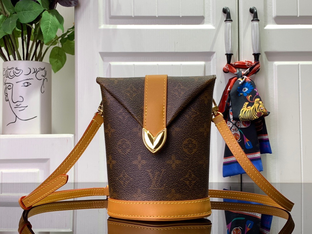 Louis Vuitton LV Monogram Envelop Pouch Bag Handbag M11629 Brown