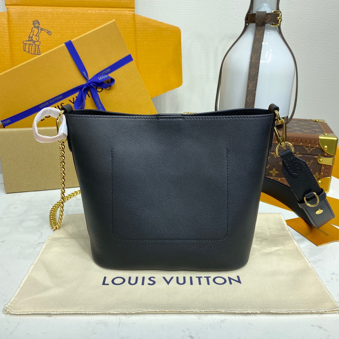 Louis Vuitton LV Real Leather Lock and Walk Bag Handbag M24006 Black