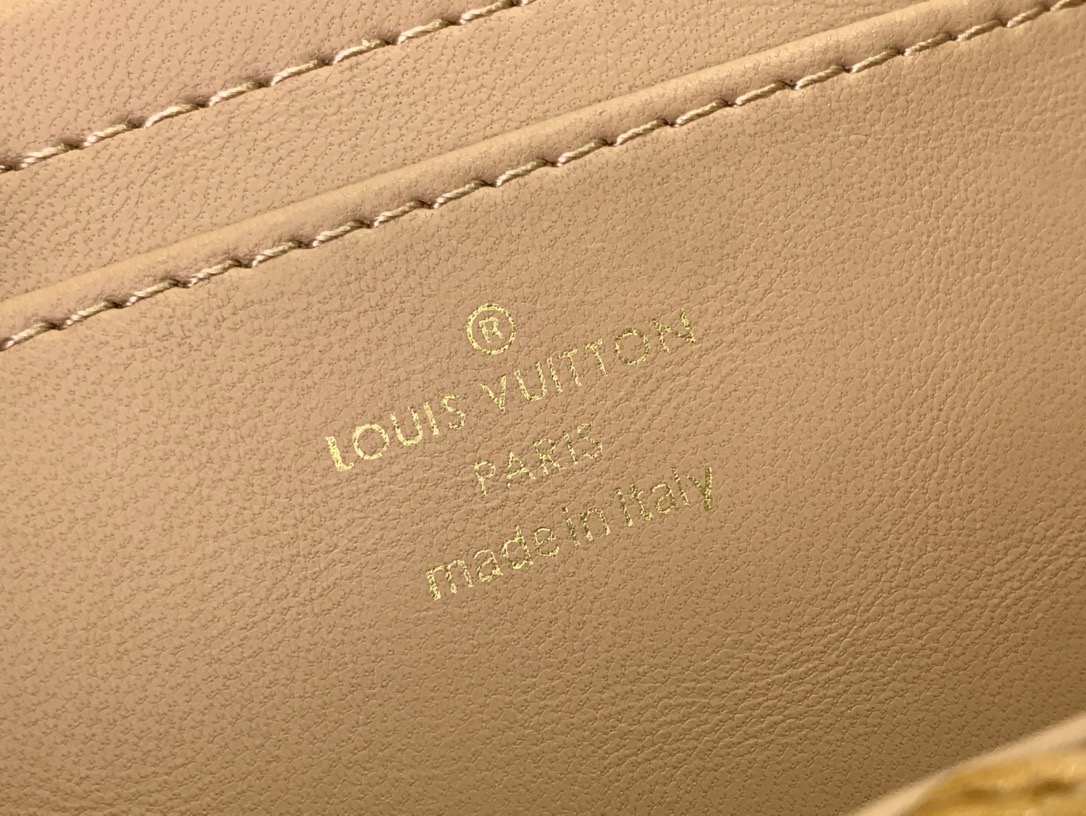 Louis Vuitton LV Lambskin GO-14 Small Bag Handbag M12332 in Sand