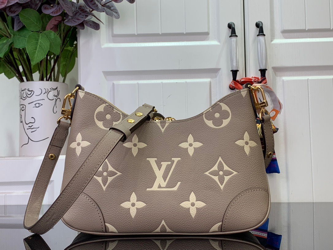 Louis Vuitton LV Monogram Calfskin Boulogne Bag Handbag M12930 Khaki