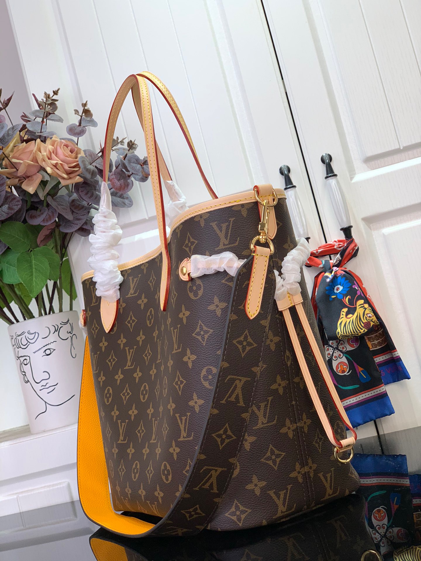 Louis Vuitton LV Neverfull Bandouliere Inside Out MM Bag Handbag M11947 Yellow