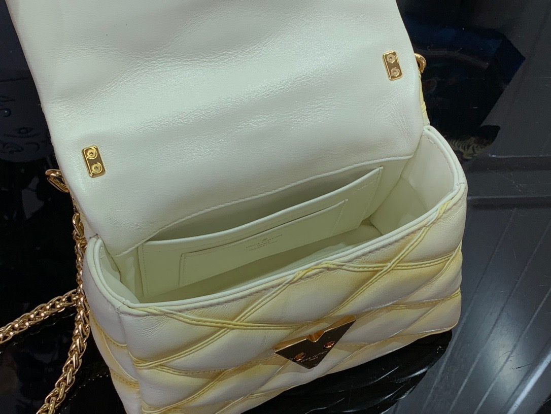 Louis Vuitton LV Lambskin GO-14 Small Bag Handbag M12338 in Cream