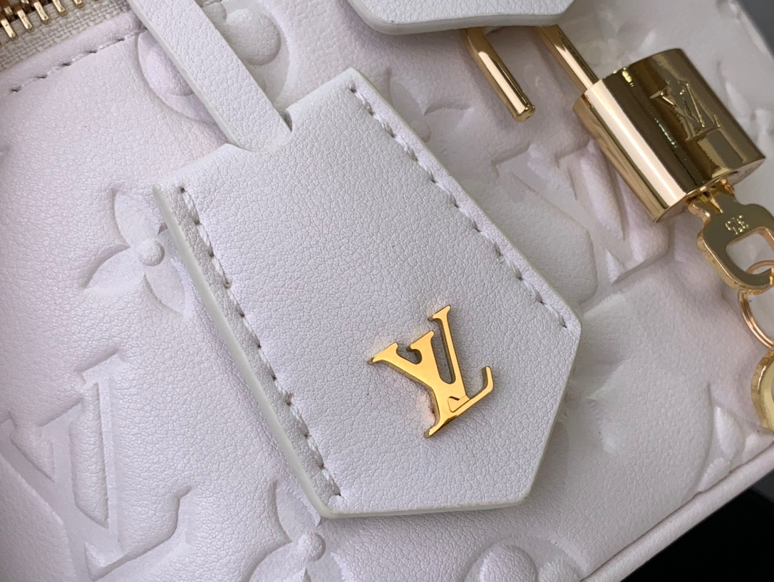 Louis Vuitton LV Lambskin Vanity Small Shoulder Bag Handbag M25219 Cream