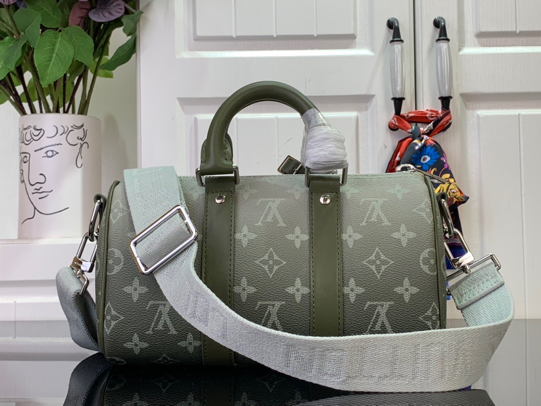 Louis Vuitton LV Men Keepall Bandouliere 25 Bag Handbag M11595 Green