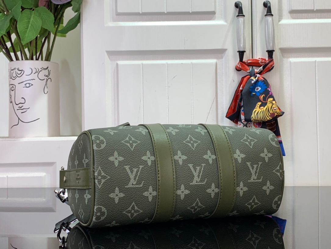 Louis Vuitton LV Men Keepall Bandouliere 25 Bag Handbag M11595 Green