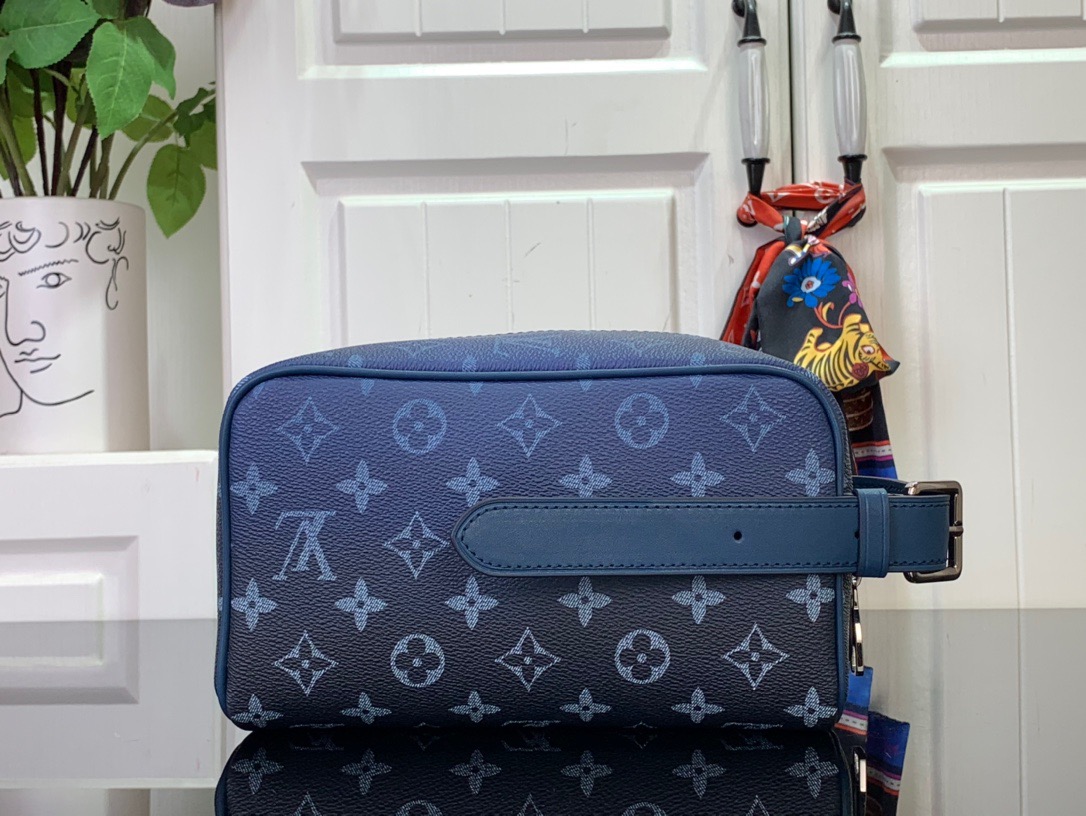 Louis Vuitton LV Men Monogram Locker Dopp Kit Bag Handbag M11559 Blue