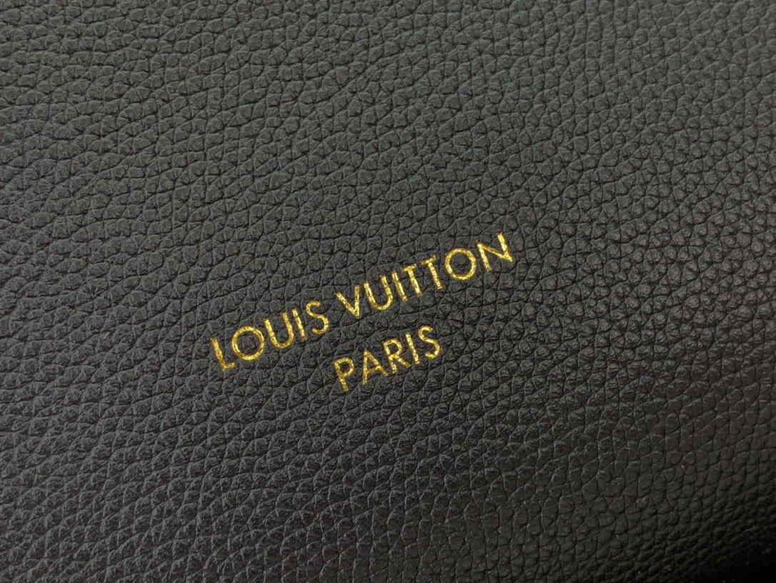 Louis Vuitton LV Calfskin Low Key Cabas Medium Bag Handbag M25341 Black