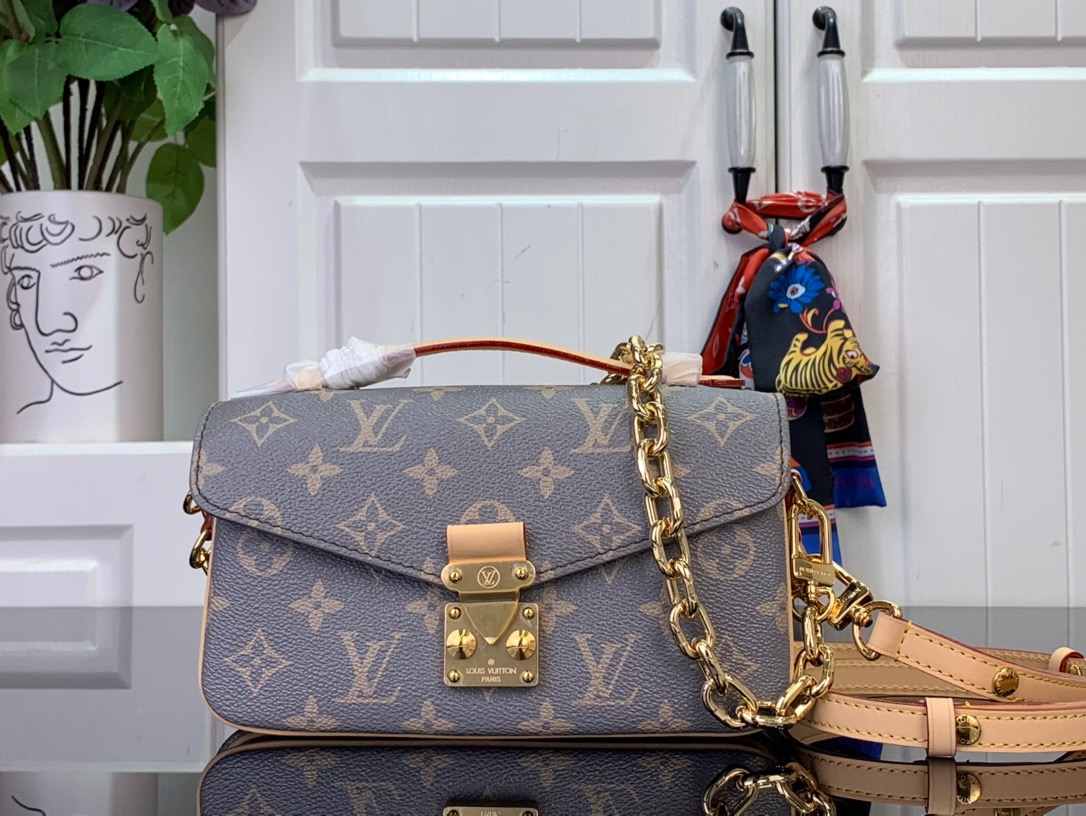 Louis Vuitton LV Pochette Metis East West Bag Handbag M12429 Gray