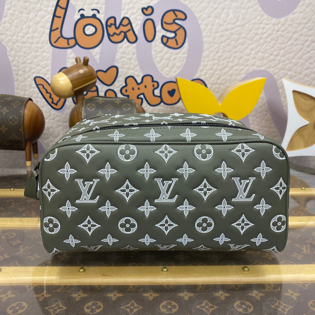 Louis Vuitton LV Calfskin Dopp Kit Toiletry Bag Pouch M12651 Green