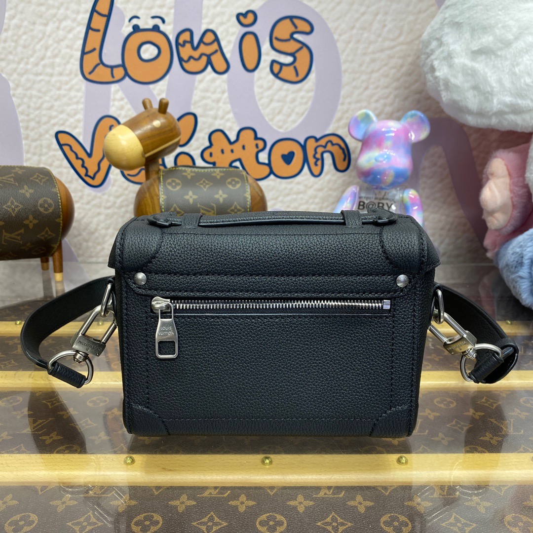 Louis Vuitton LV Men Calfskin Soul Trunk Bag Handbag M11516 Black