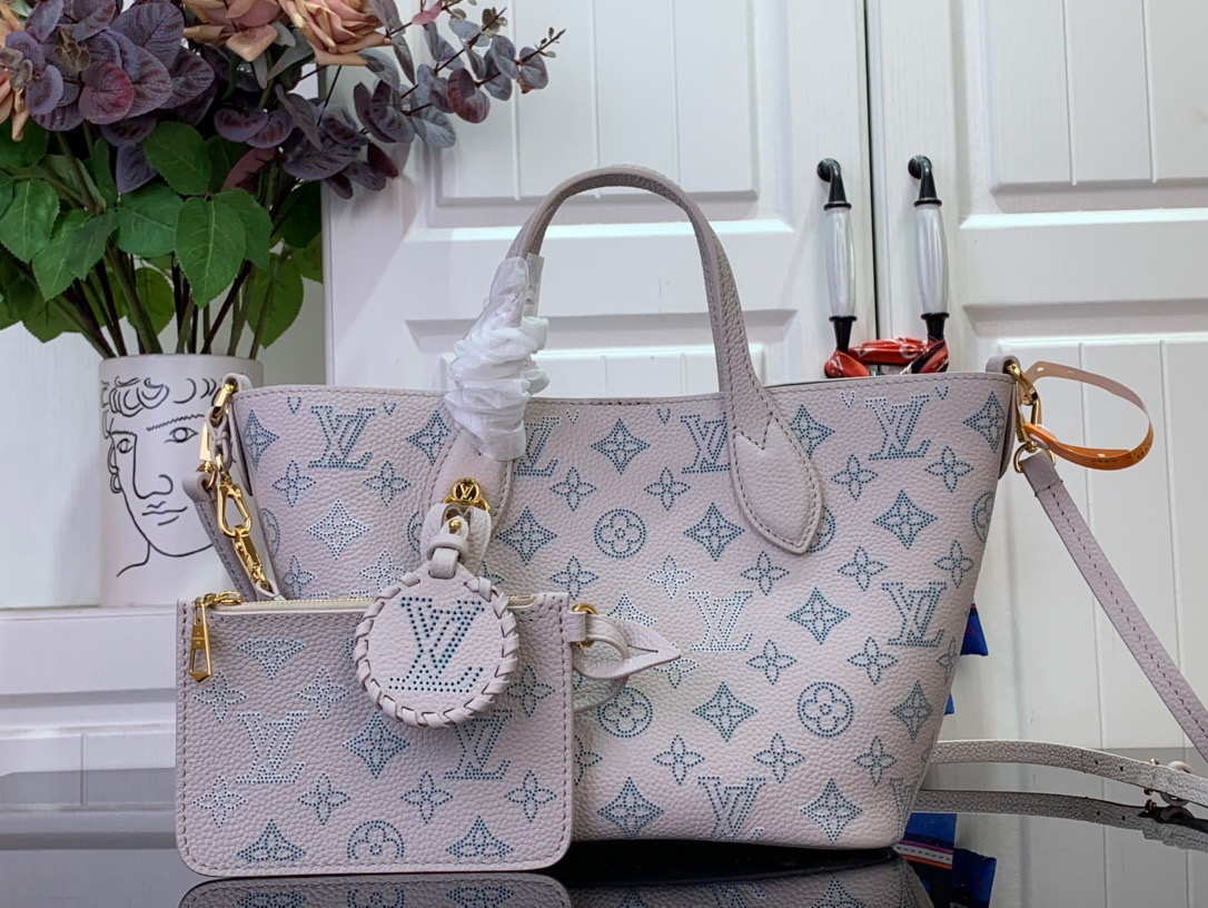 Louis Vuitton LV Calfskin Blossom PM Bag Handbag M12088 Cream