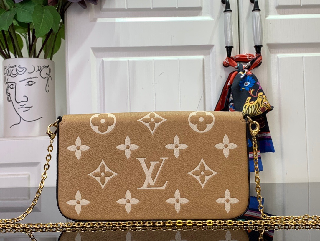 Louis Vuitton LV Calfskin Pochette Felicie Chain Bag Handbag M12754 Tan