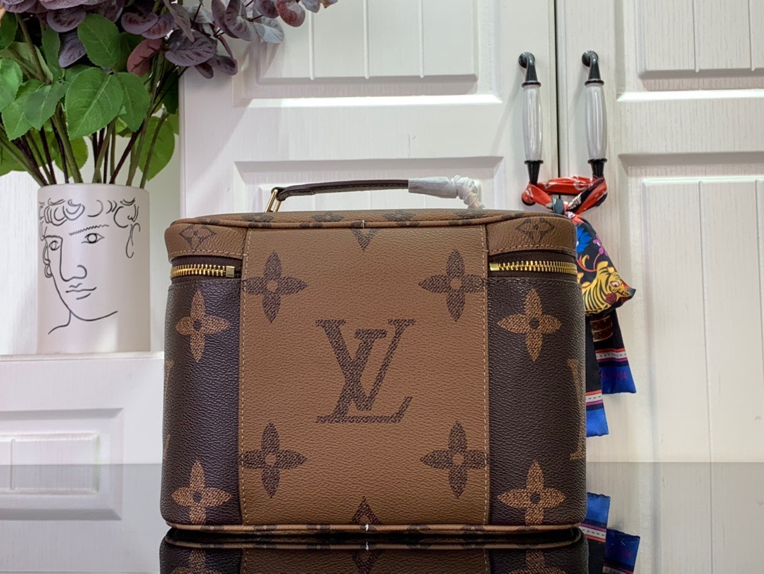 Louis Vuitton LV Monogram Nice BB Cosmetic Bag Handbag M47212 Brown