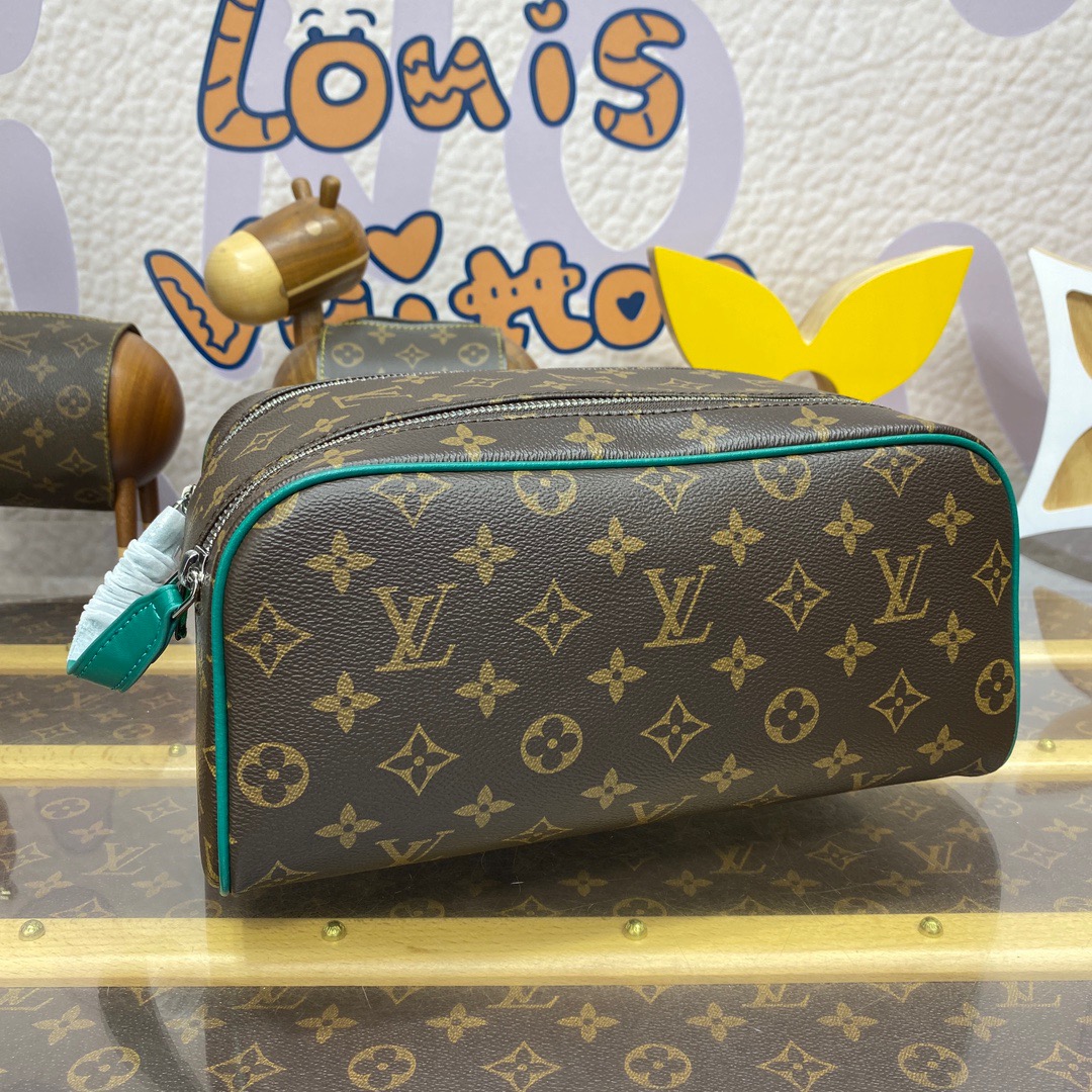 Louis Vuitton LV Monogram Dopp Kit Toiletry Bag Pouch M12639 Green