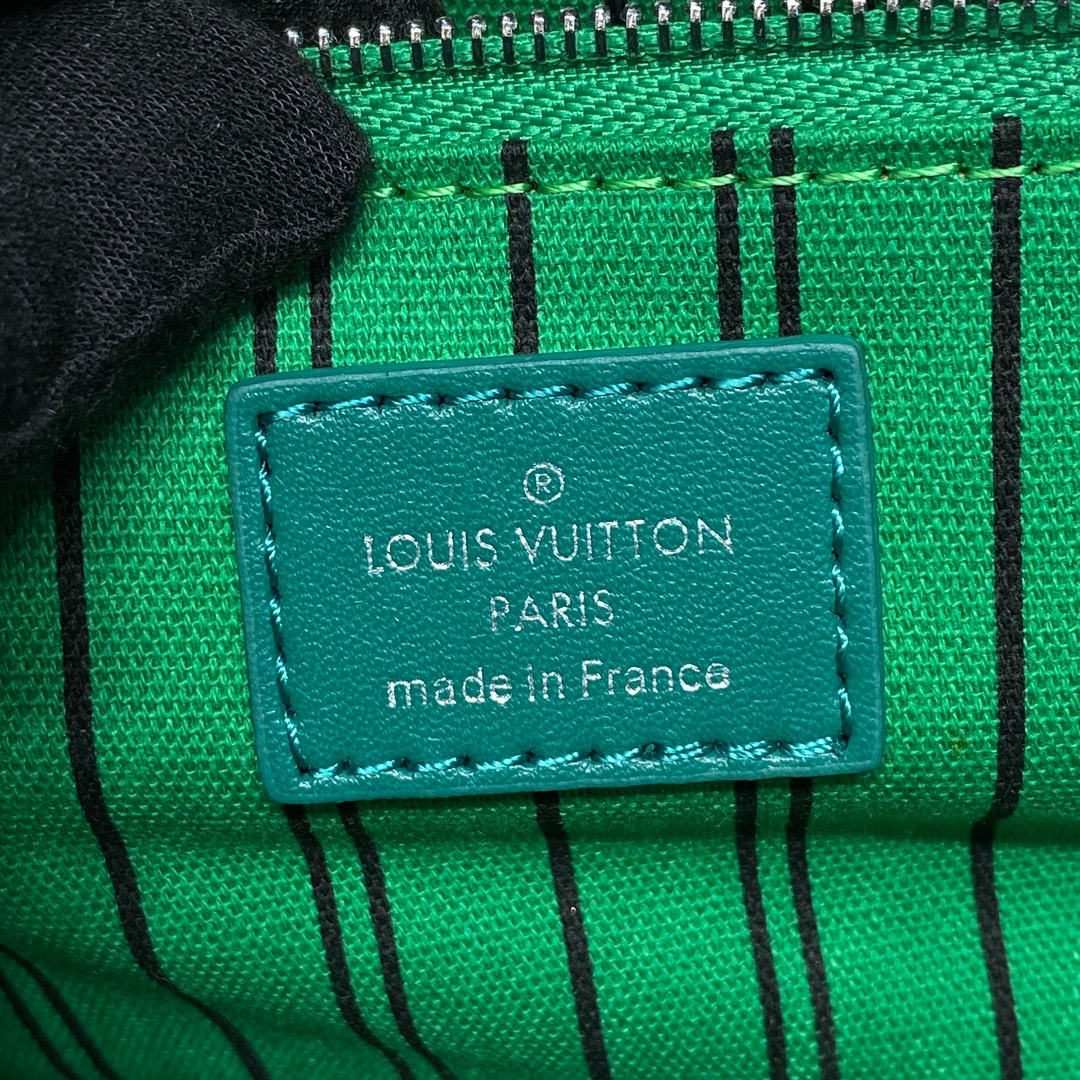 Louis Vuitton LV Monogram Dopp Kit Toiletry Bag Pouch M12639 Green