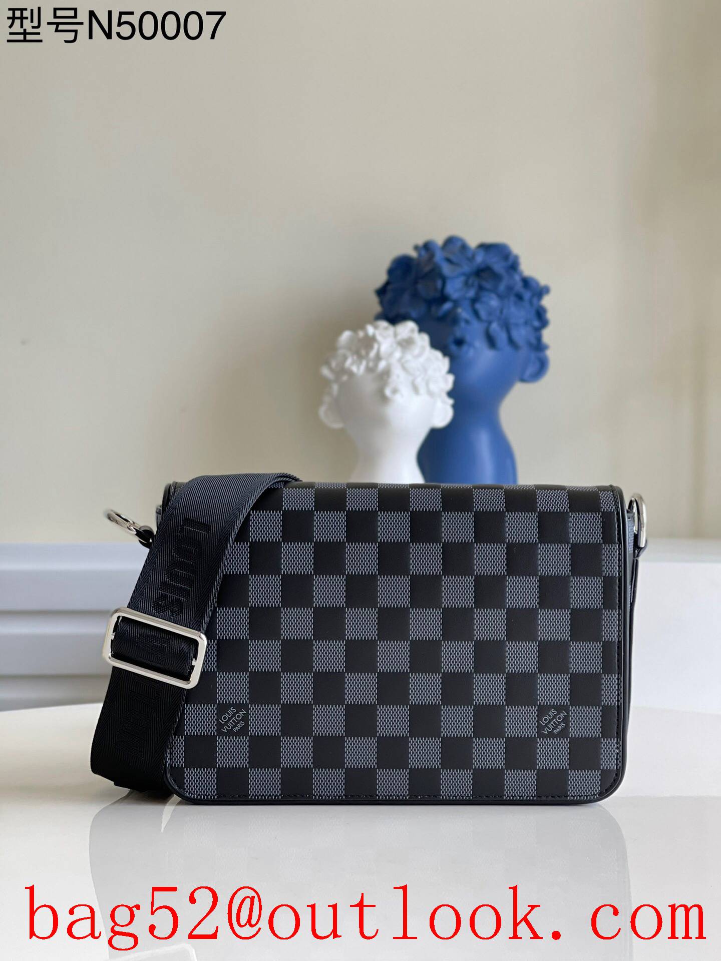 LV Louis Vuitton men small studio messenger elegant onyx damier infini leather shoulder bag
