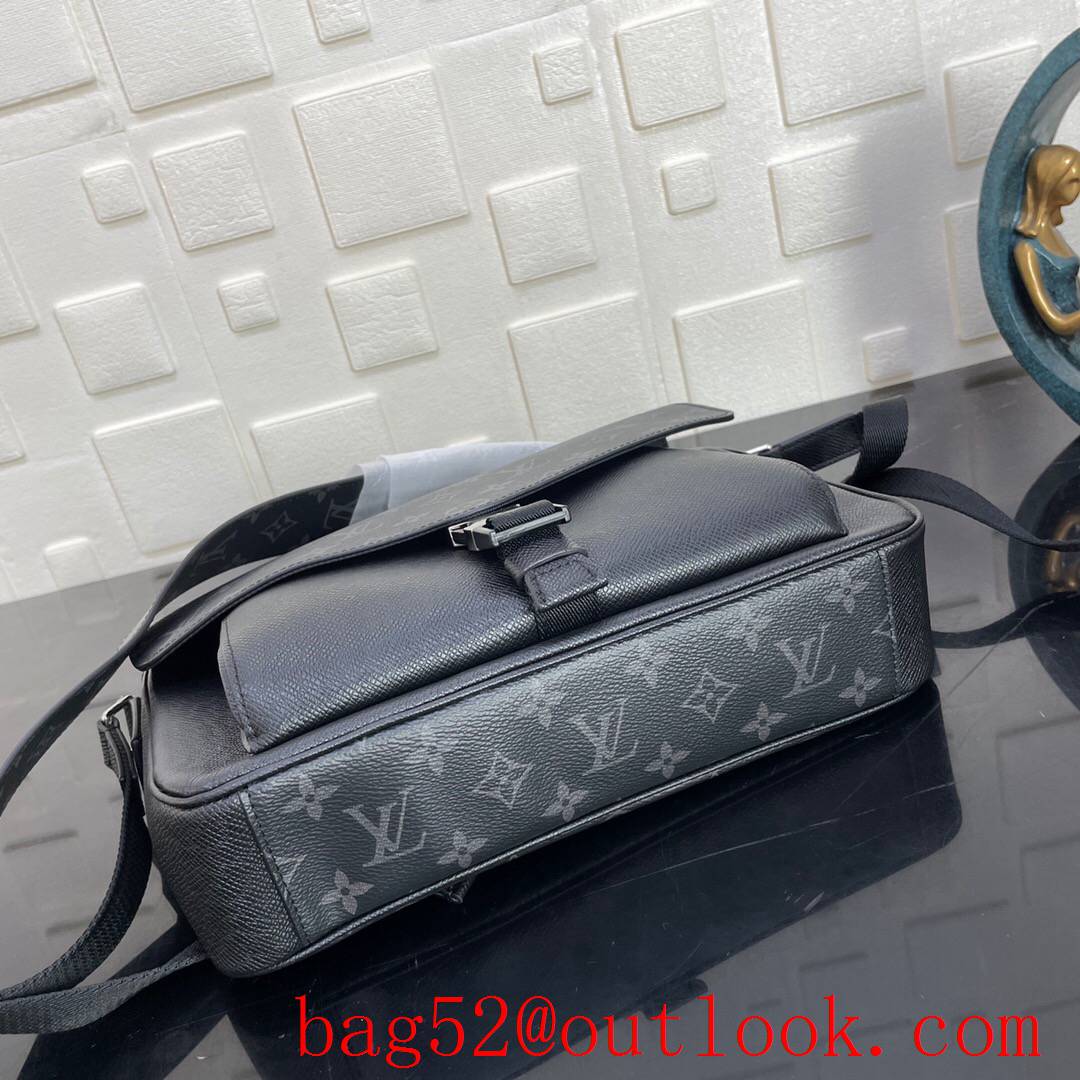 LV Louis Vuitton men taigarama collection messengerama shoulder bag M30746