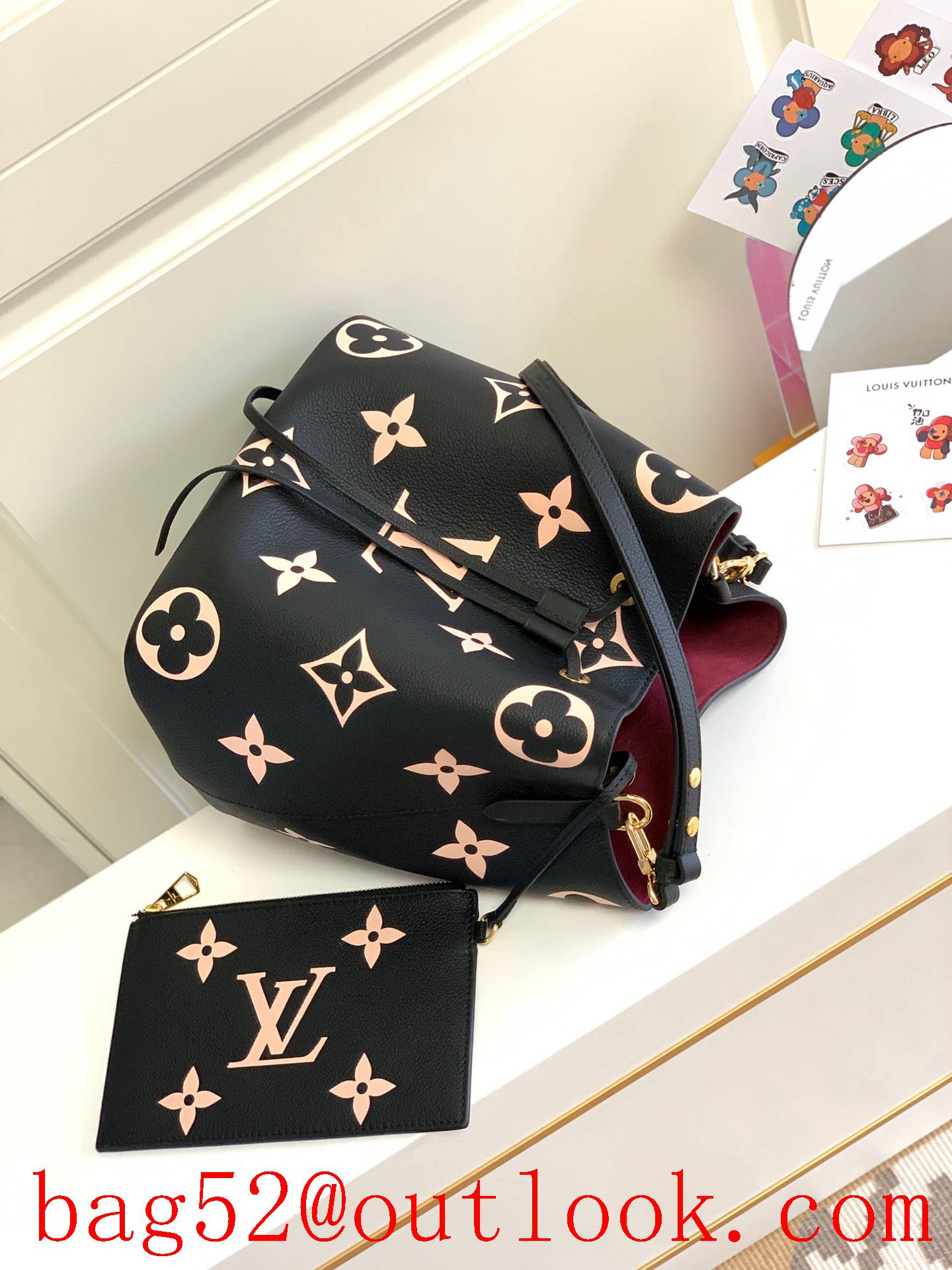 LV Louis Vuitton Monogram Medium NeoNoe Leather Bucket Bag M45497 Black