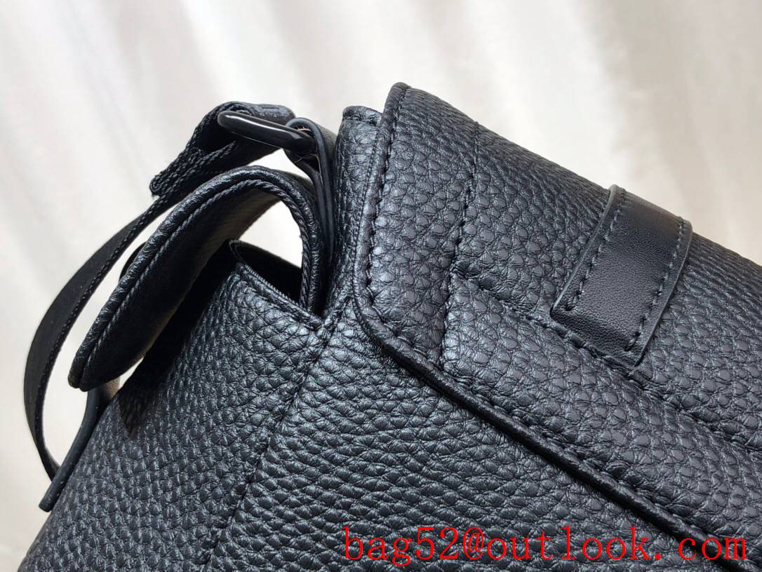 LV Louis Vuitton men elegant black taurillon leather christopher messenger bag