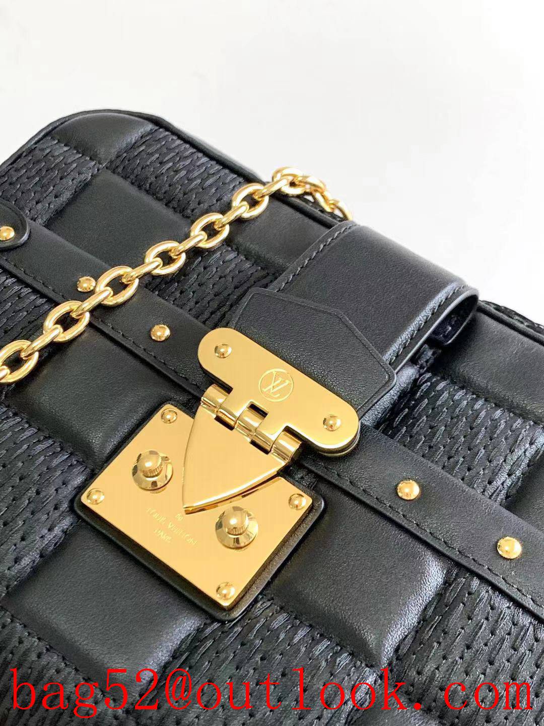 Louis Vuitton LV Lamb Leather Troca MM Shoulder Bag M59114 Black