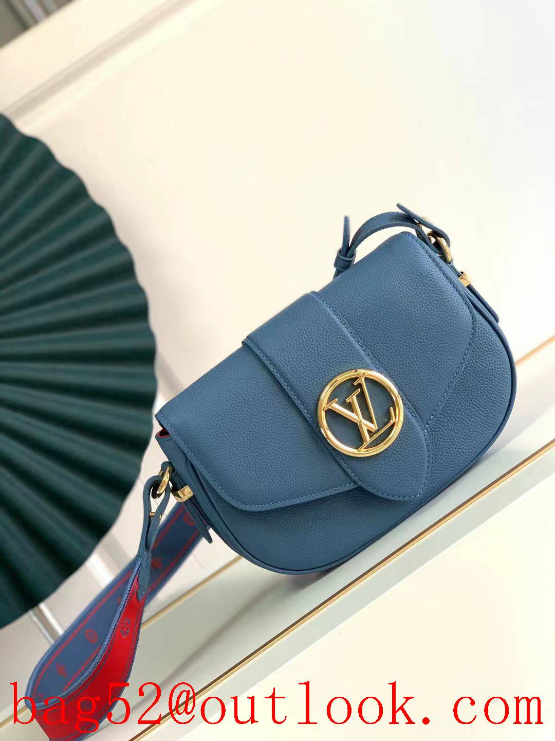 Louis Vuitton LV Pont 9 Soft MM Calfskin Shoulder Bag M58967 Blue