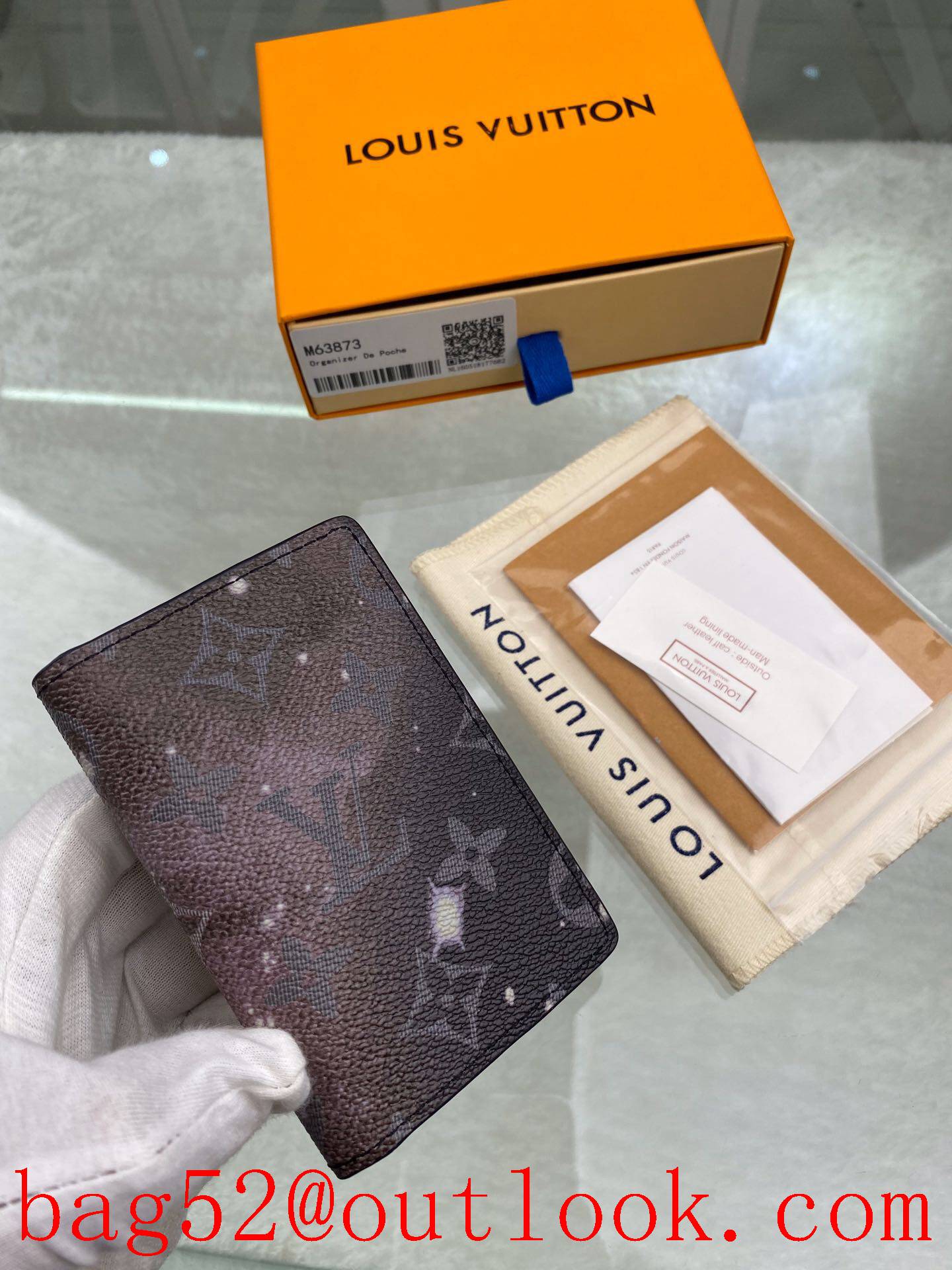 LV Louis Vuitton small monogram star pocket wallet purse M63873