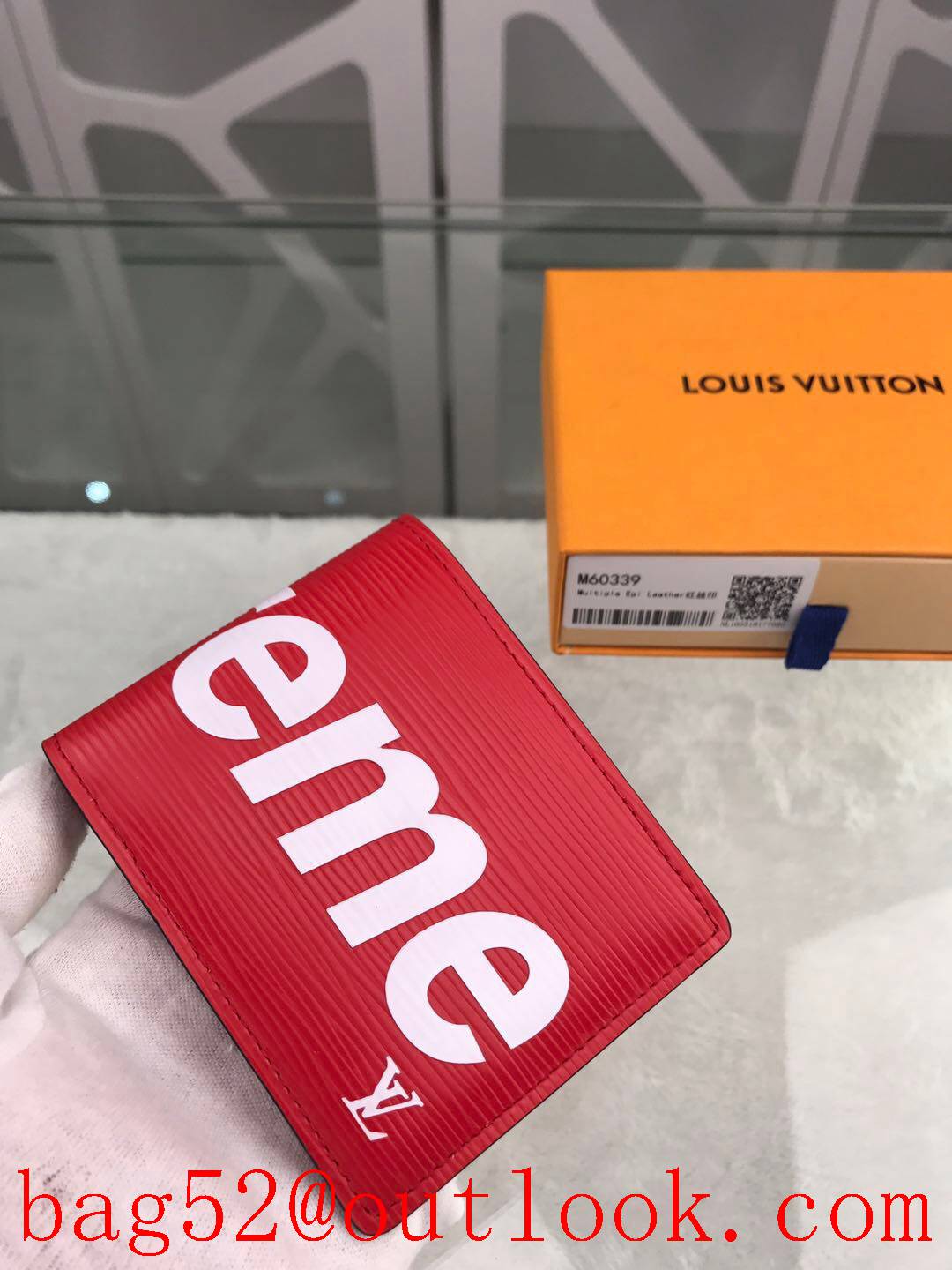 LV Louis Vuitton epi supreme short wallet purse M60339