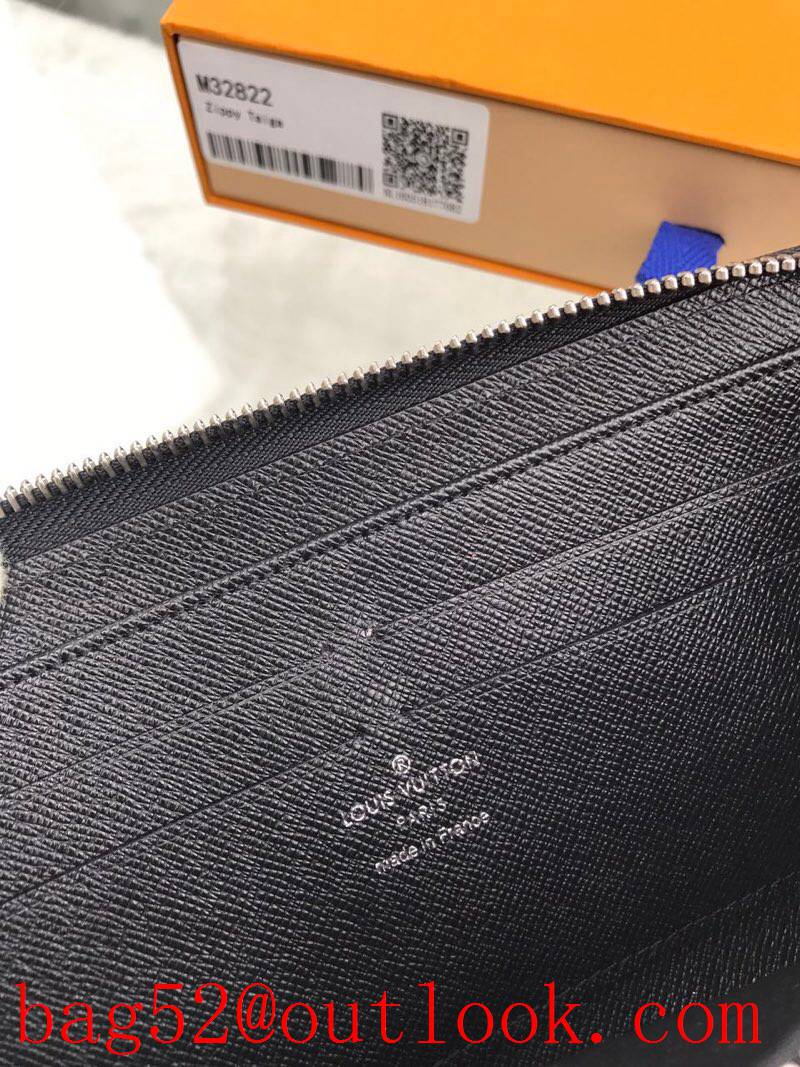 LV Louis Vuitton long black leather zipper wallet purse M32822