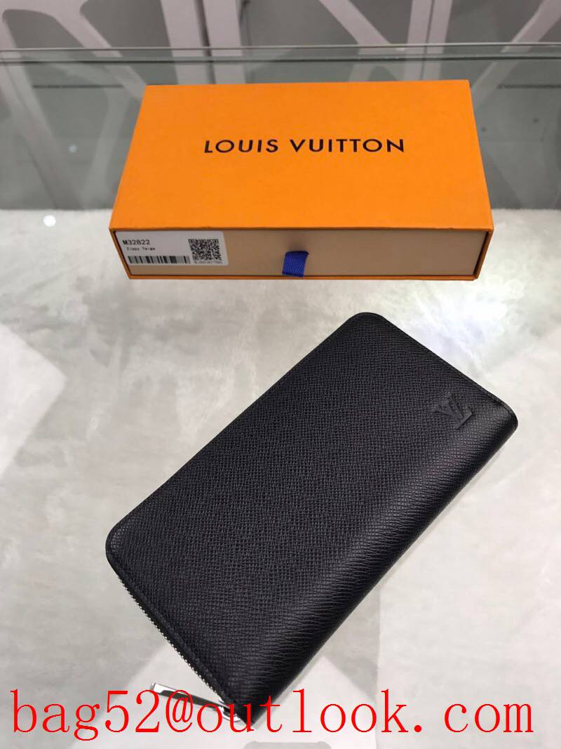 LV Louis Vuitton long black leather zipper wallet purse M32822